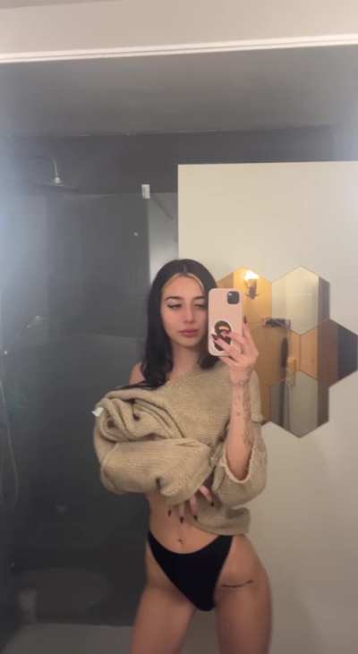 a small horny latina