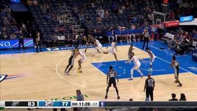 [Highlight] Davis Bertans lasers in back-to-back 3s to start the 2nd half.