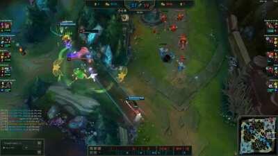 Playing support is stressful and satisfying at the same time... I present you the 4x 1hp clutch save