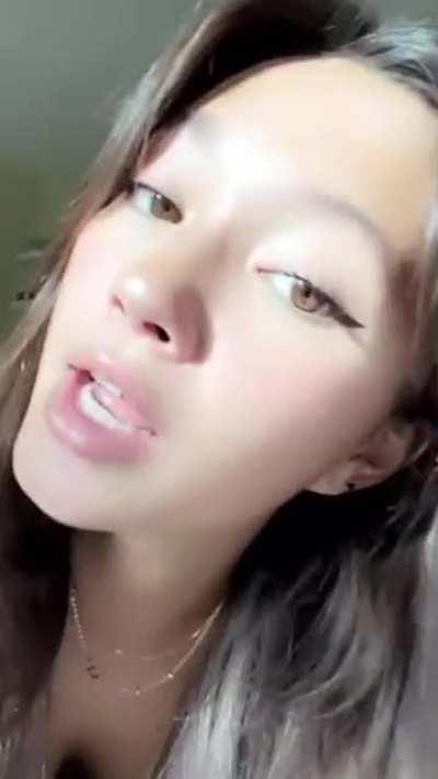 Lily Chee - Pretty in new Snap