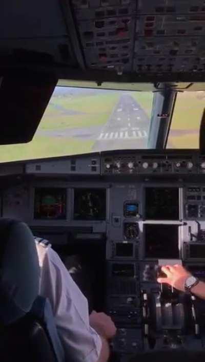 A320 balked/rejected landing by Captain