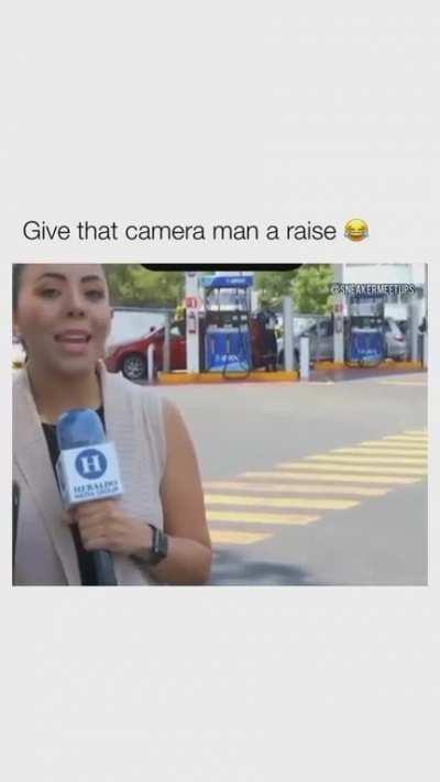 To focus on the reporter