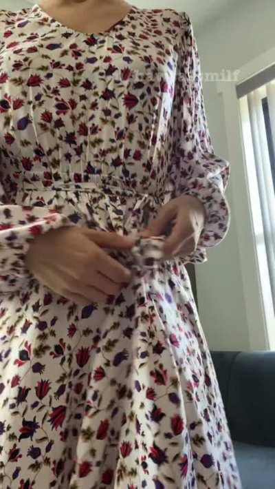 from mom to MILF in a few seconds