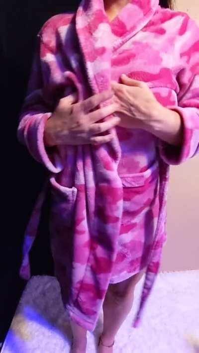 thick hotwife titties for u this morning