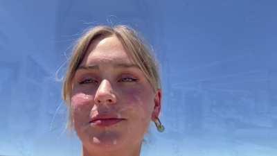 Parking lot blow job with mall cumwalk ❤️