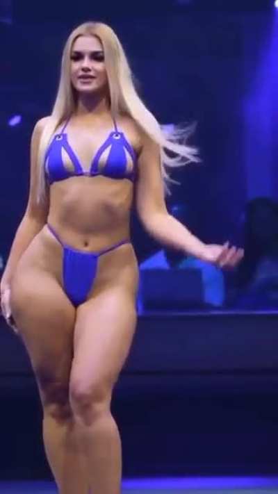 KAREN RODRIQUEZ (MIAMI SWIM WEEK)