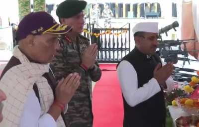 Indian Defence minister Rajnath Singh, top military leadership doing Shastra Puja