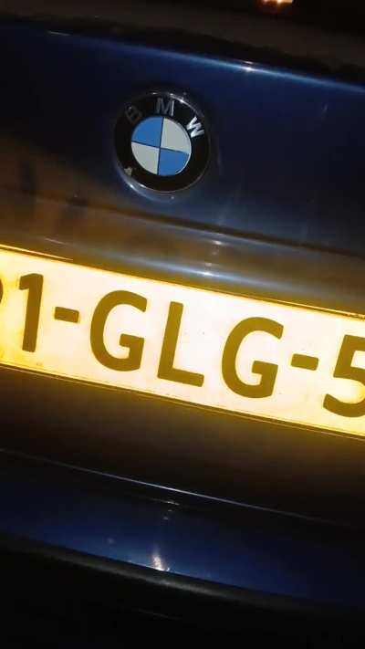 Trunk frequently unlatches itself, when closing the trunk.