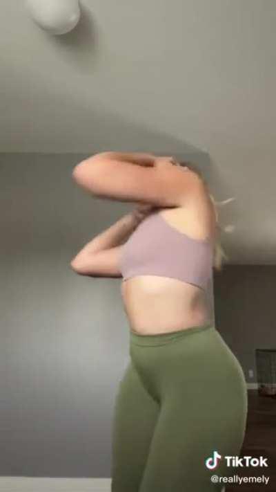 you can see her 🐫