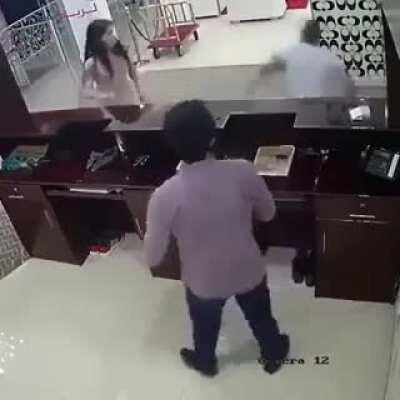 Man shoves woman, woman retaliates with three kicks