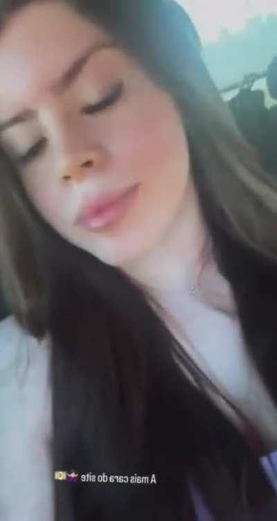 do you think im a pretty girl 