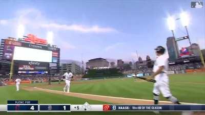 [Highlight] Eric Haase hits it 440 to dead center to get the Tigers on the board