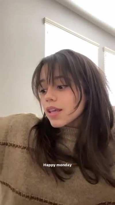 This sub is dead but here’s her beautiful face.