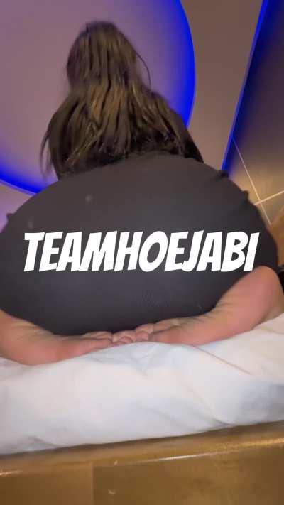 episode 138  provocative hijabi and submissive at the same time : imane  arab hiijabi addicted to BBC 

 all my content in 1 folder here ✅  