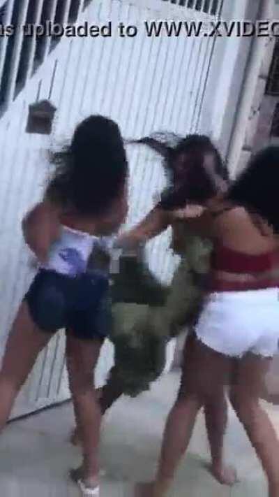 When the side chicks meet