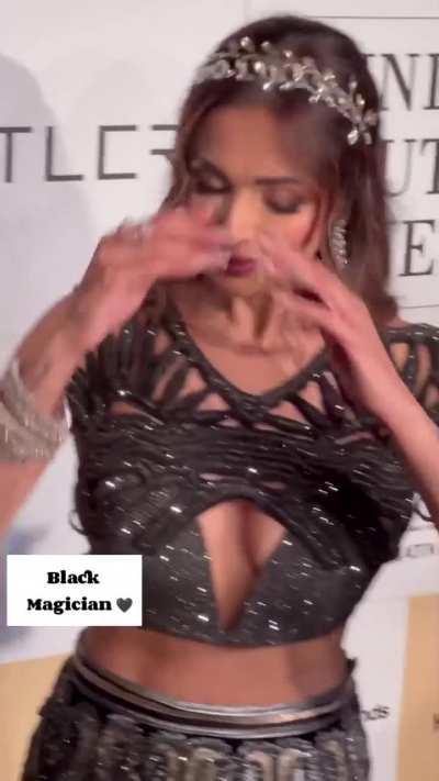 Malaika Arora Look Ravishing In Black Sexy Dress 🔥💯