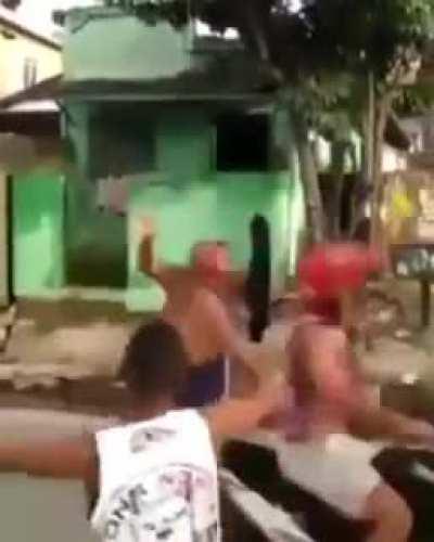 Roubou a pipa do magrão