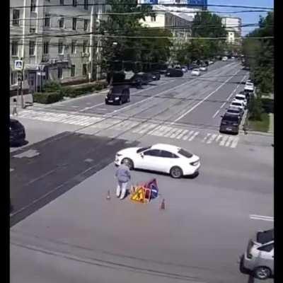 The exciting life of a Russian manhole cover: