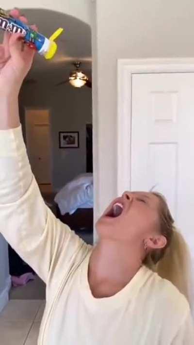 Тает во рту а не в руках (с)