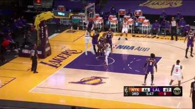 [Highlight] Drummond meets Noel at the rim