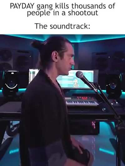 He lowkey looks like Bain too