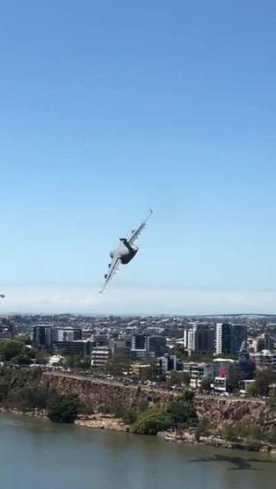 Buzzing the city of Brisbane