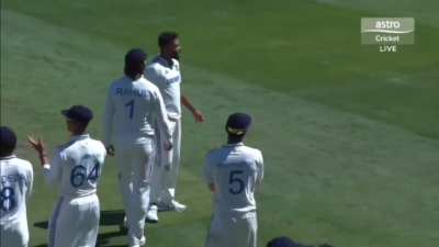 Guess who’s on duty! 🚨