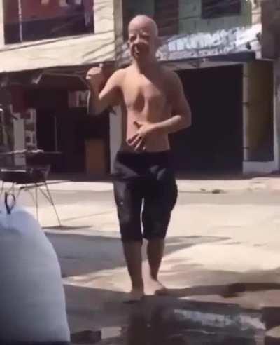 Look at ONB just vibing