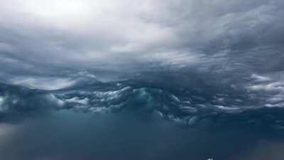 These dark clouds that role like ocean waves