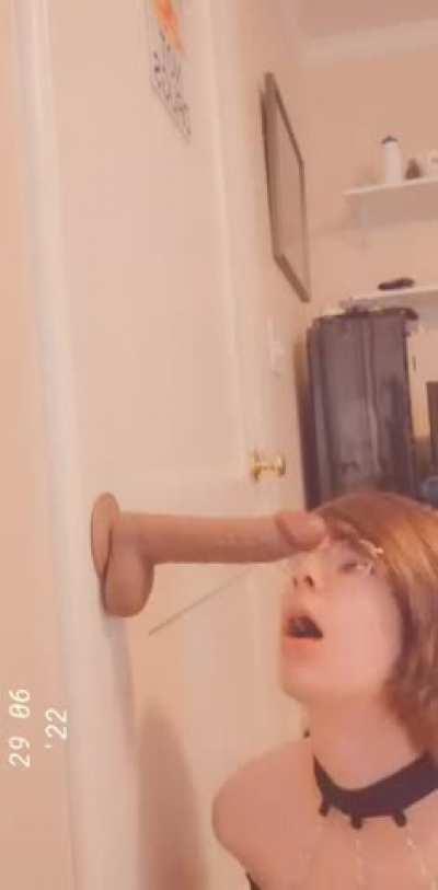 I worship every cock!!