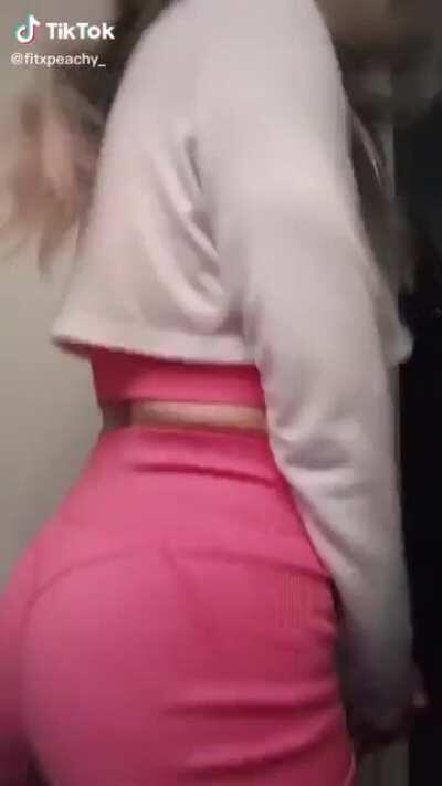 OF - Fitxpeachy 😋👀