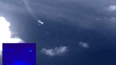 US Navy black experiments with wormhole/teleportation technology on a plane with live passengers