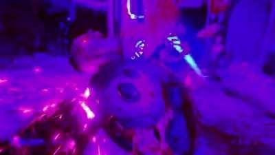 A regra é clara, se for um demônio, pode meter bala