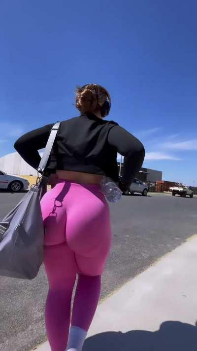 leg day is everyday! [f]