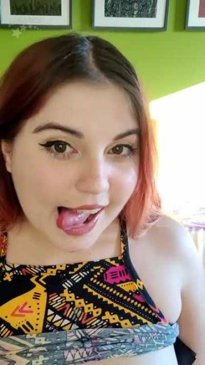 Wishing a good day to all you beautiful people! ✨