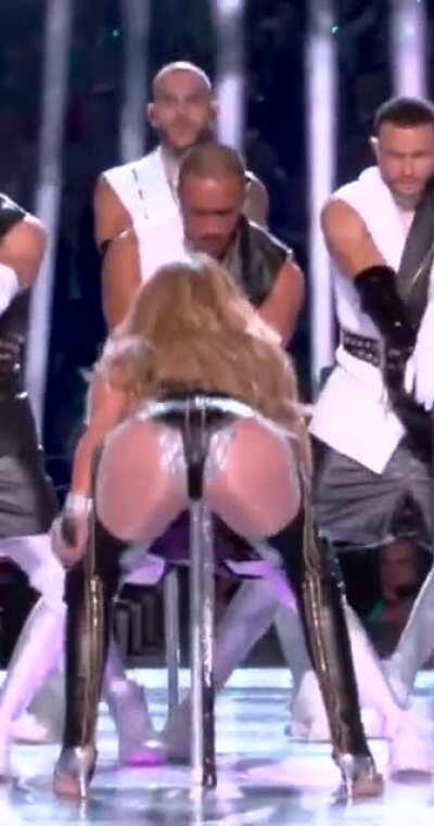 Jennifer Lopez' Ass at the Super Bowl [Slowed Down]
