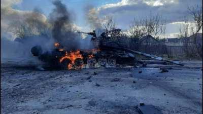 Despite my cope cage I am still just a T-90a