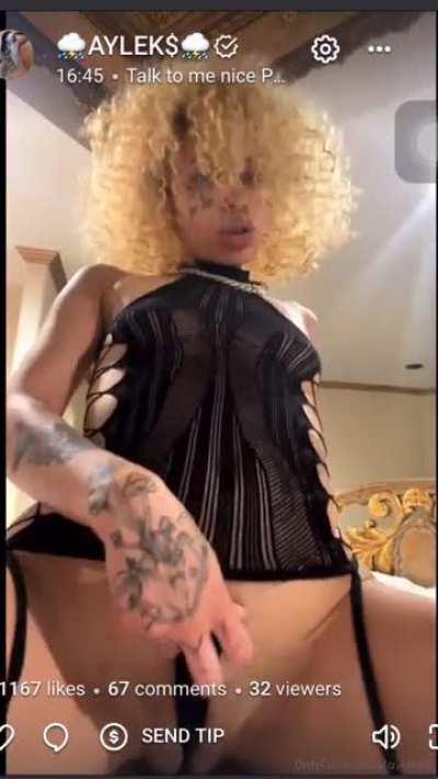 I be chilling, but y’all mfs got to keep them non-Dylan & Kota post off this hoe... don’t make me ban you niggas. I’m getting messages about that shit y’all doing & as you can see I been chilling, but this y’all 1st & last warning.