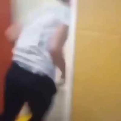 No need for that😂the way he fell was very comical tho