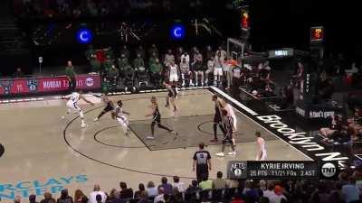 [Highlight] Claxton swipes the ball, Kyrie brings it up and hits who else but the high-flying Landry Shamet for the Dunk