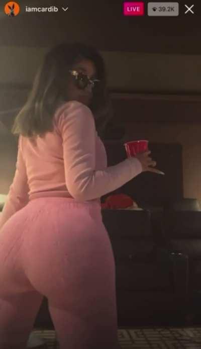 Cardi