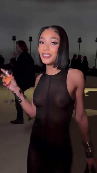 she let the nips out😩😩😩