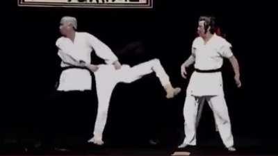 Faking special effects! Nostalgic Kasou Taishou. Known as Masquerade, All Japan Costume Grand Prix.