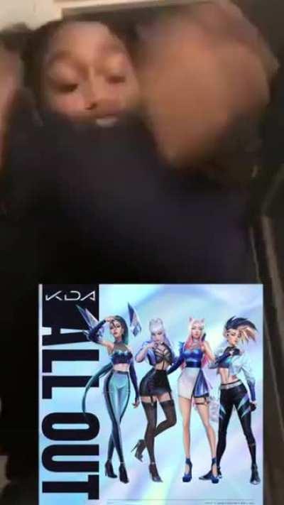 MY PUSSY IS THROBBING GIRLIES