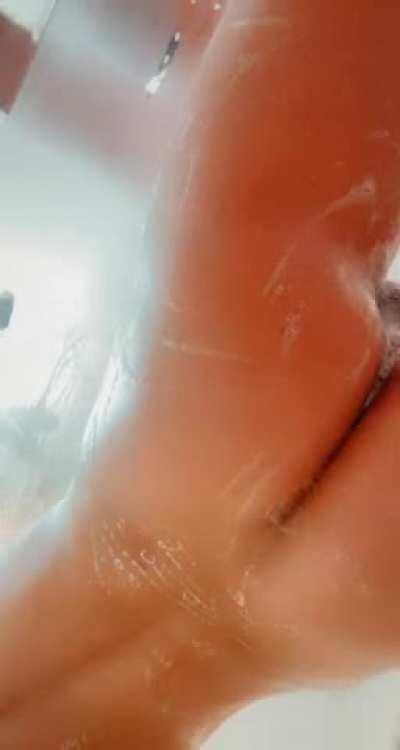 I’m waiting for you in the shower 🥰