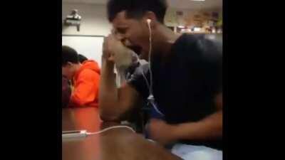 Throwback to the live reactions around the world to SJ recieving his life sentence😩😩😢🙏