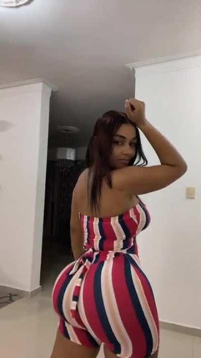 😮‍💨🍑😮‍💨