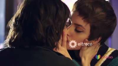 Ornella D'Elia & Rocio Hernandez - 