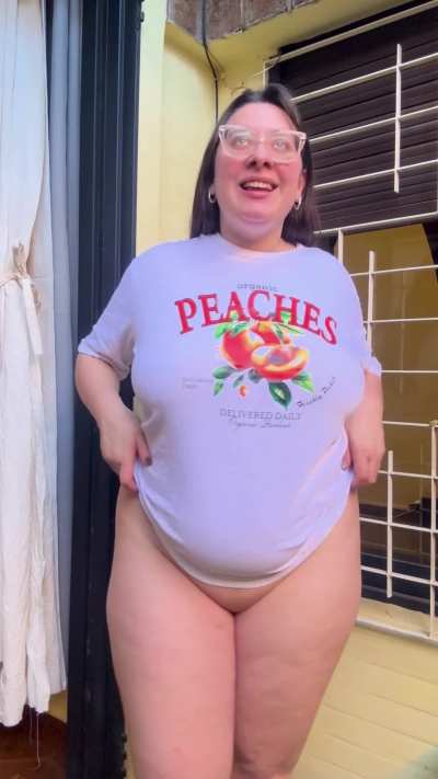 2001 baby.. describe me in 1 word. Dont be meann