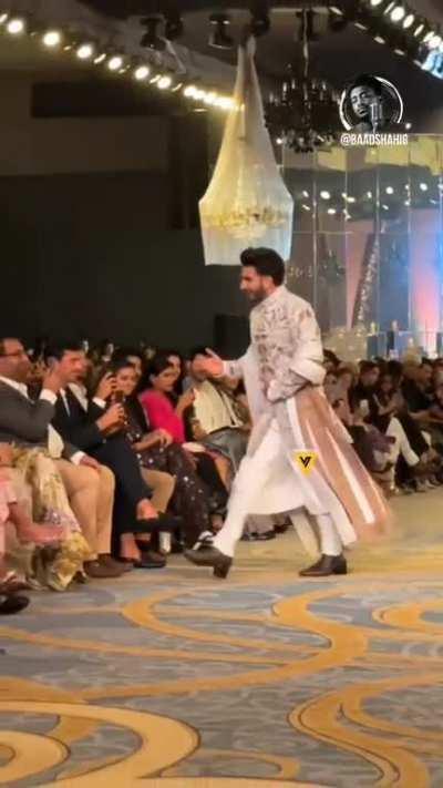 What goes inside ranveers brain : a glimpse 